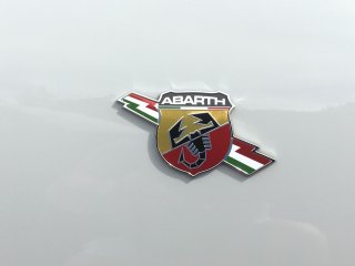 /photos/195/09129f51-a6ad-de94-b5a9-358f26ff5929_i320x240.jpg