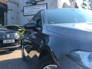 /photos/195/224d04f8-fc69-32e3-fc1b-e7395bb91017_i320x240.jpg
